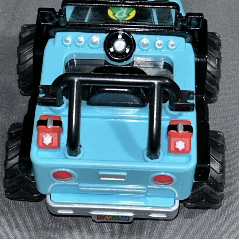 Ryan’s World Racing Ryan blue Car